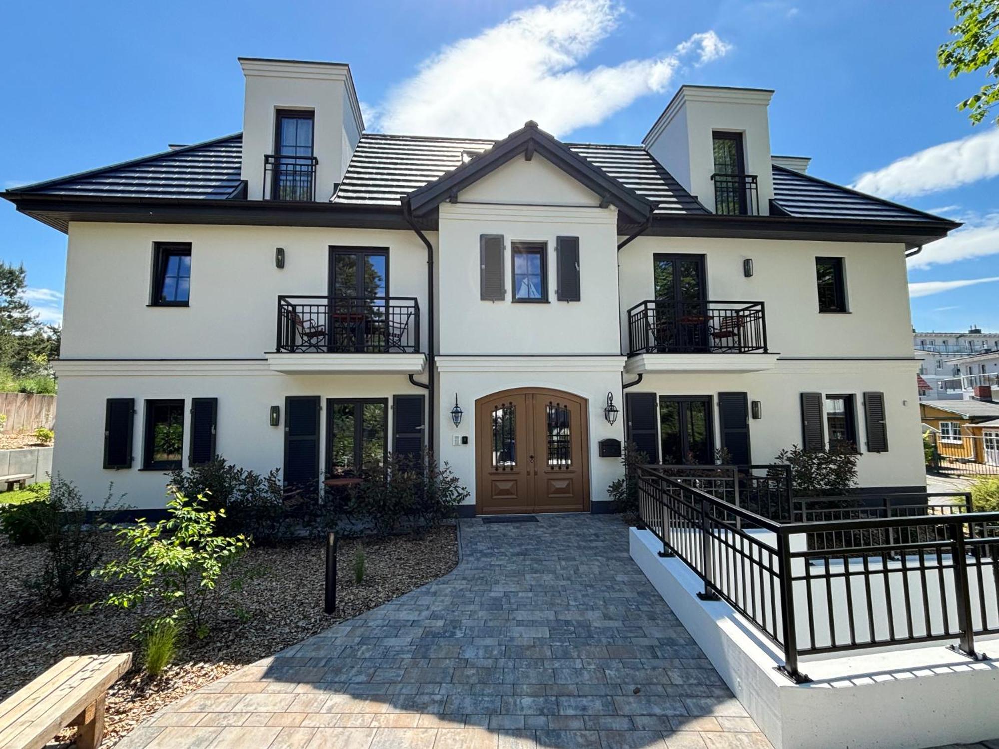 Ostseevilla Seebad Ahlbeck Ferienwohnungen Heringsdorf  Exterior photo